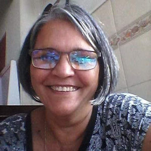 Meet your Posher, Ileana